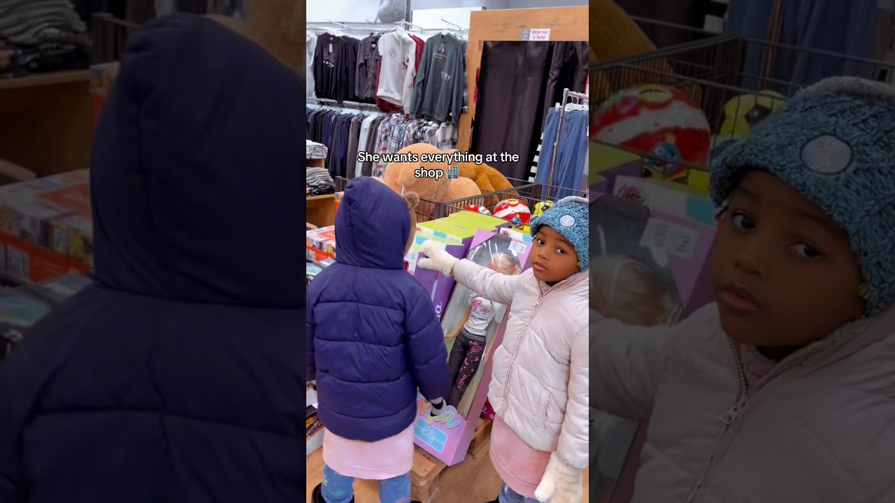 Они хотят всё, что есть в магазине 😂