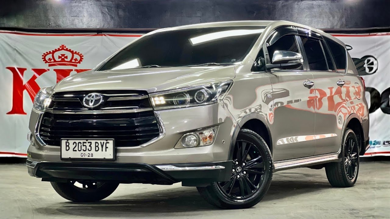Toyota Innova Venturer 2.0 AT 2018, Warna Sand Khaki‼️
