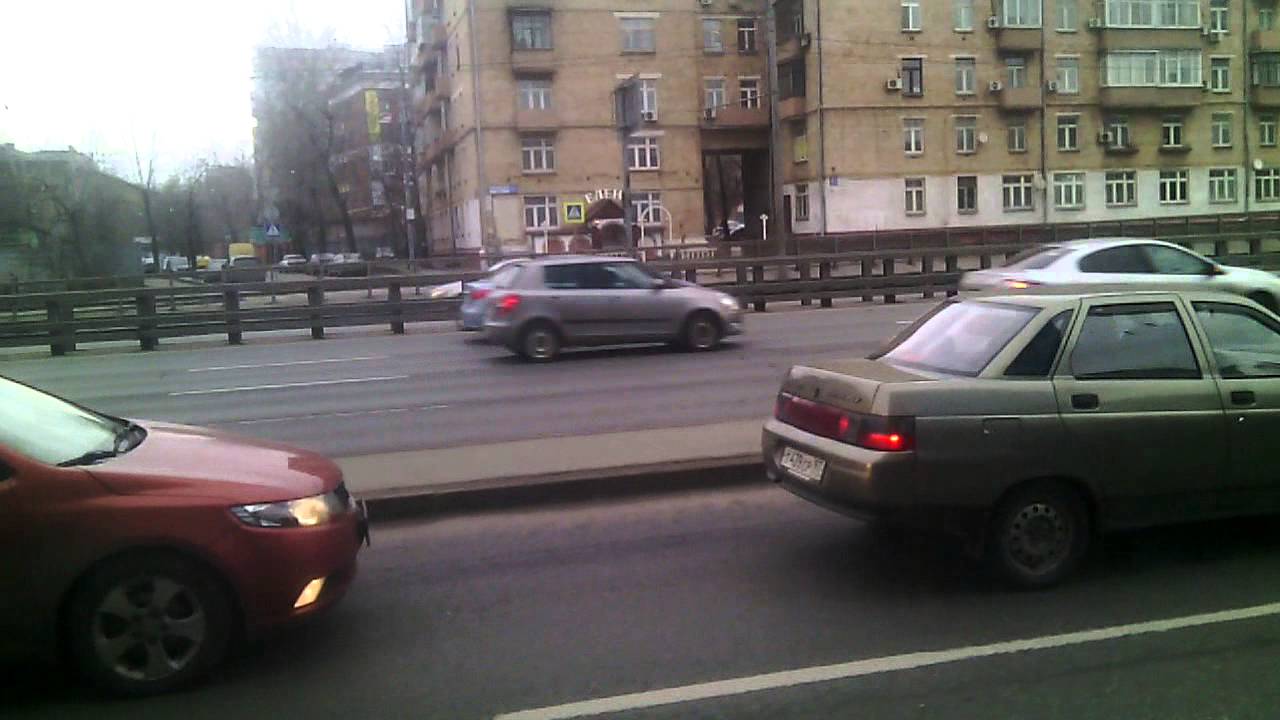 Троллейбус 42