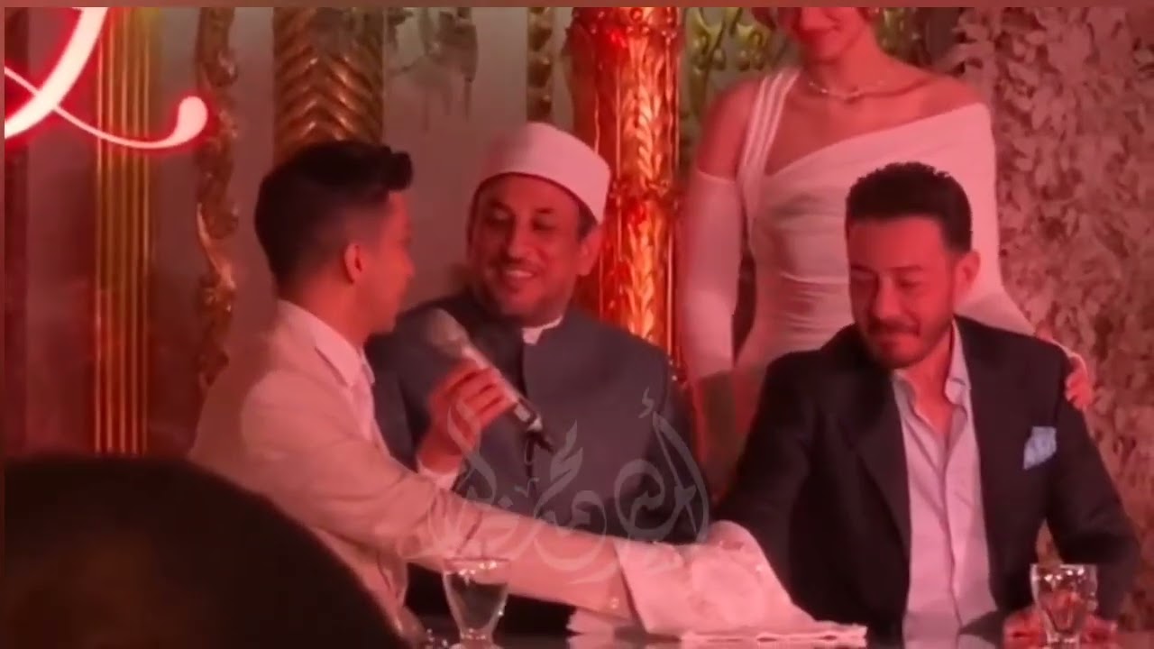 بكاء وتأثر شديد.. احمد زاهر في موقف صعب في عقد قران ليلي زاهر وهشام جمال