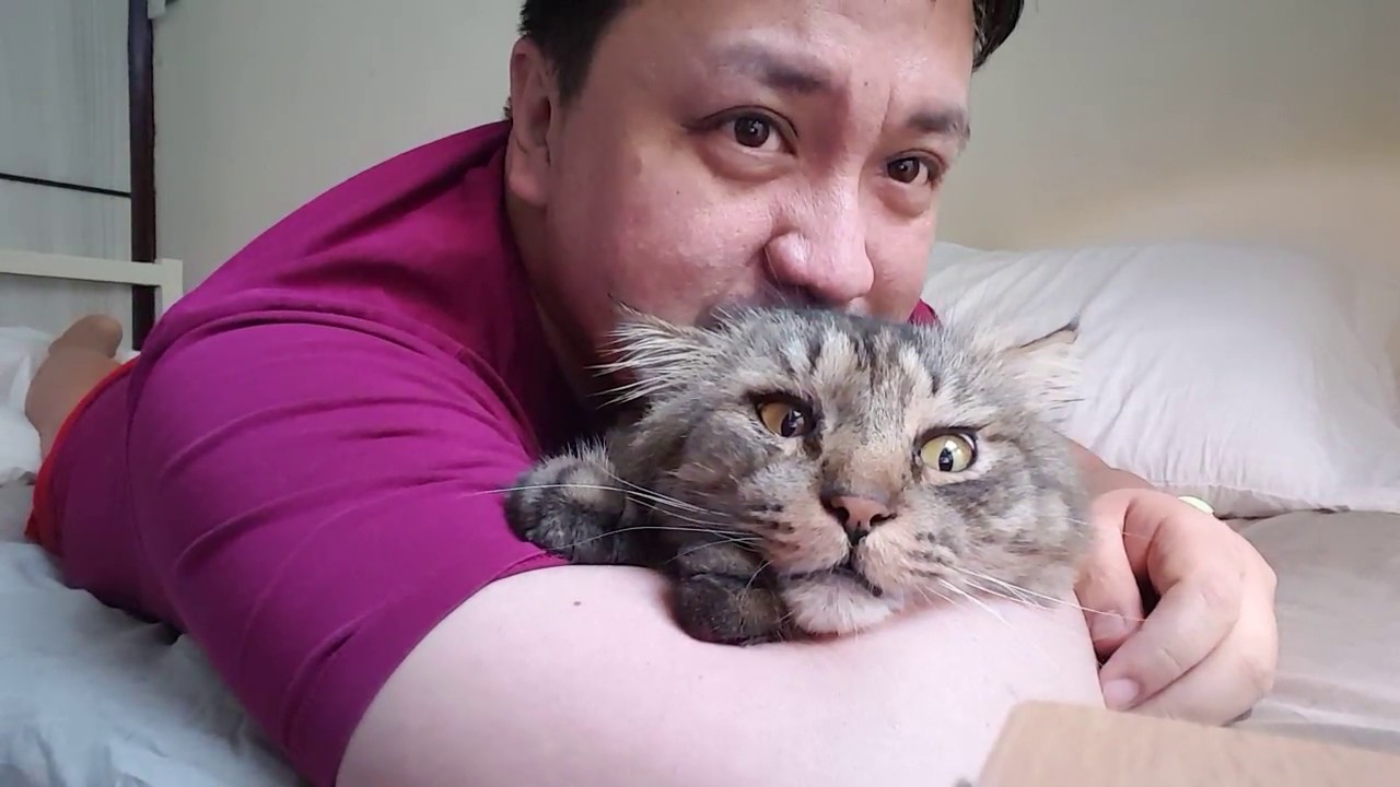 Samsun and I: Yuck Samson your ears are muddy