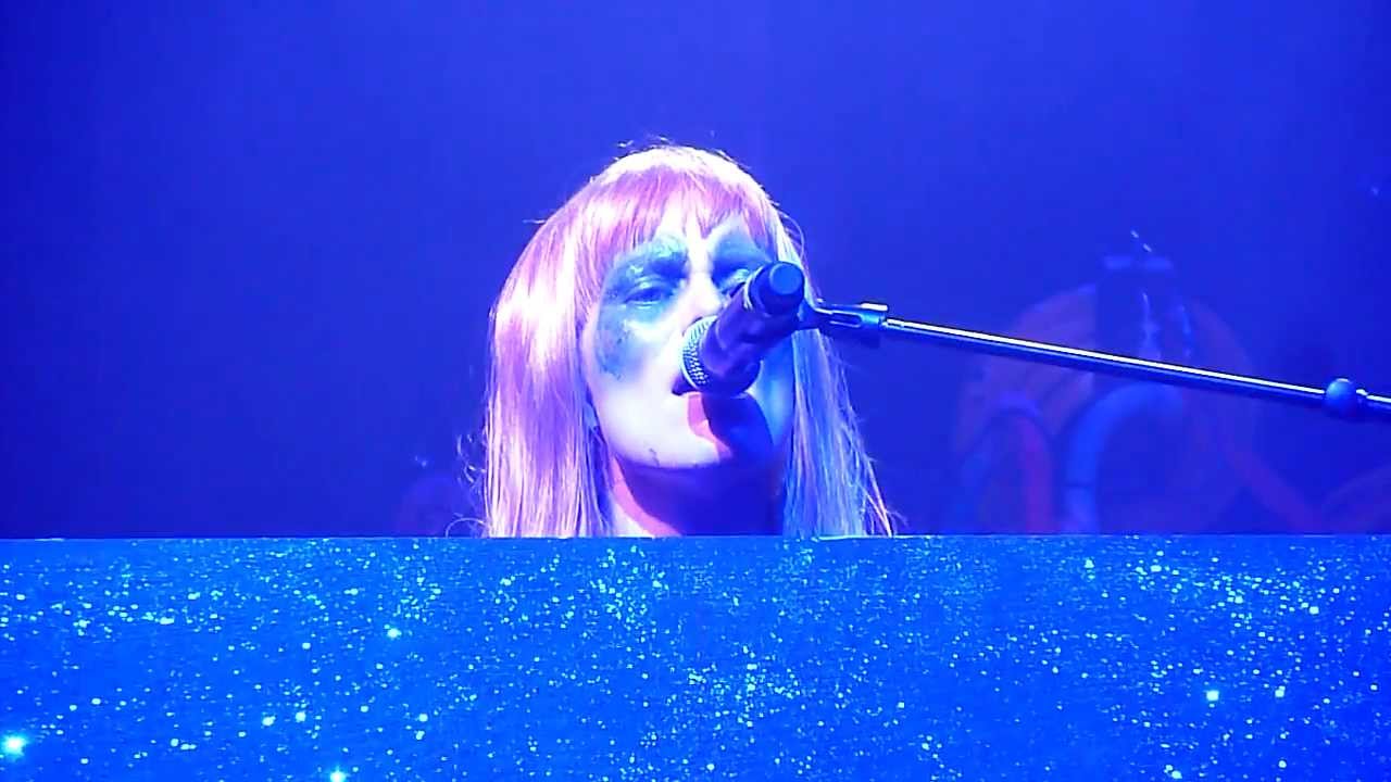 The Knife - Ready To Lose (Live, Subtopia Hangaren, Stockholm - May 17, 2013)