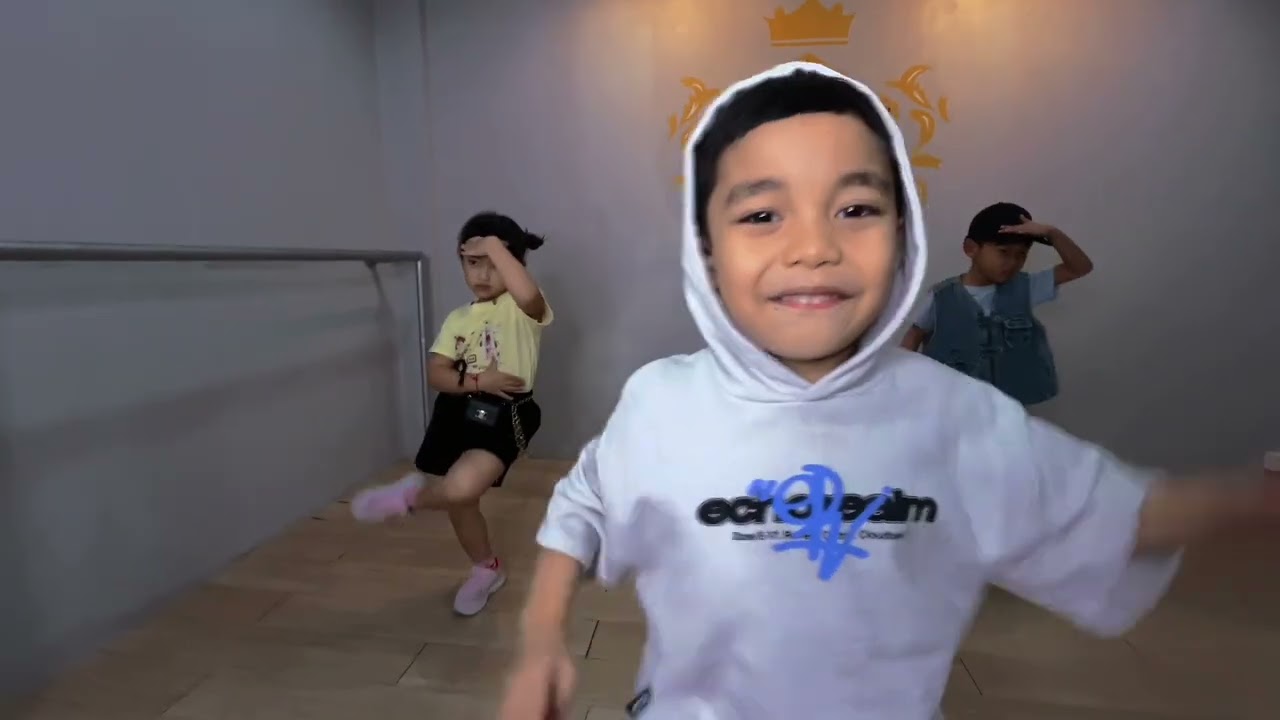 B BOY & B GIRL AFTER SCHOOL - ROJANAWIT 2/68
