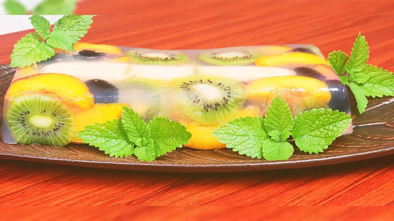 Fructe în aspic