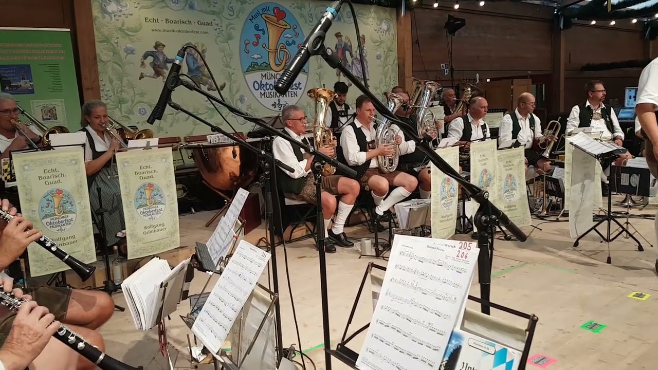 M&uuml;nchner Oktoberfest Musikanten Wolfgang Gr&uuml;nbauer 19.09.2023 