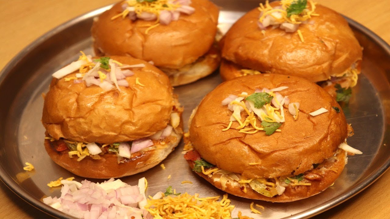 बच्चों के लिये झटपट मसाला ब्रेड तवे पर बनाए | Masala Pav Recipe | Mumbai Street Food Veg | breakfast
