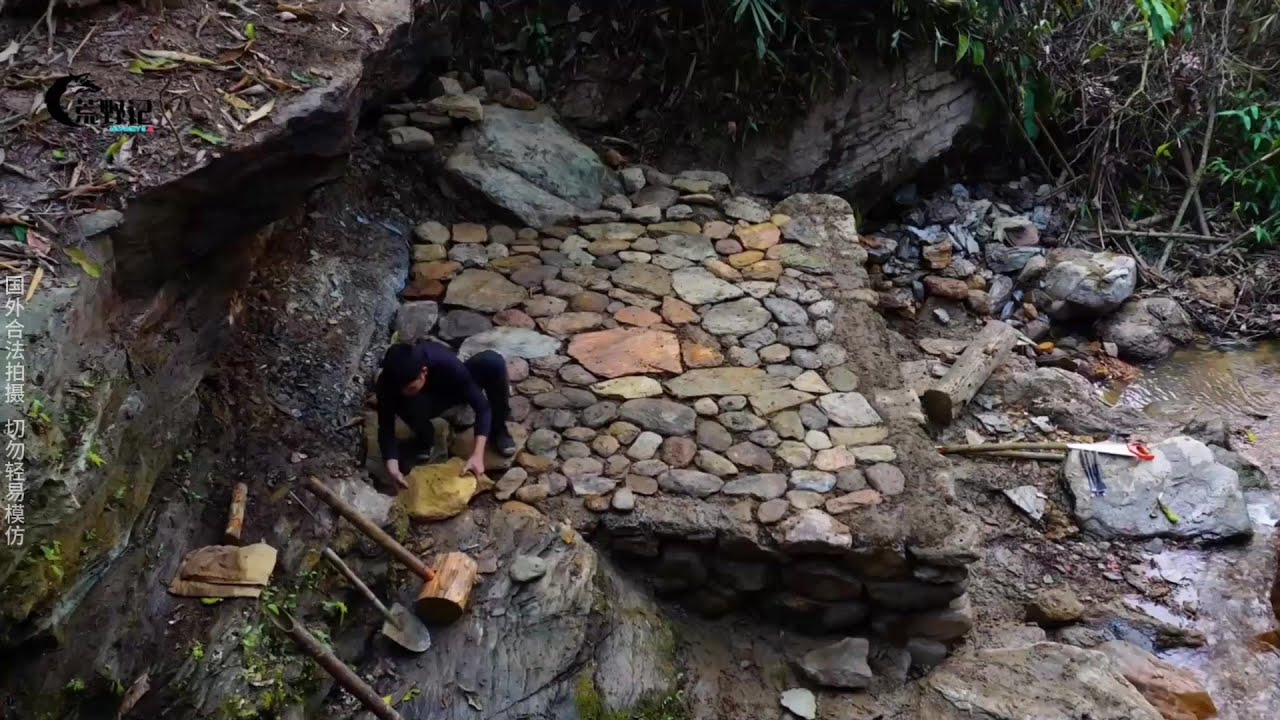 阿坤逃離城市躲到深山打造世外桃源，開墾梯田種菜養殖（完整版） #野外建造 #荒野 #建造 #生存 #木屋 #解压