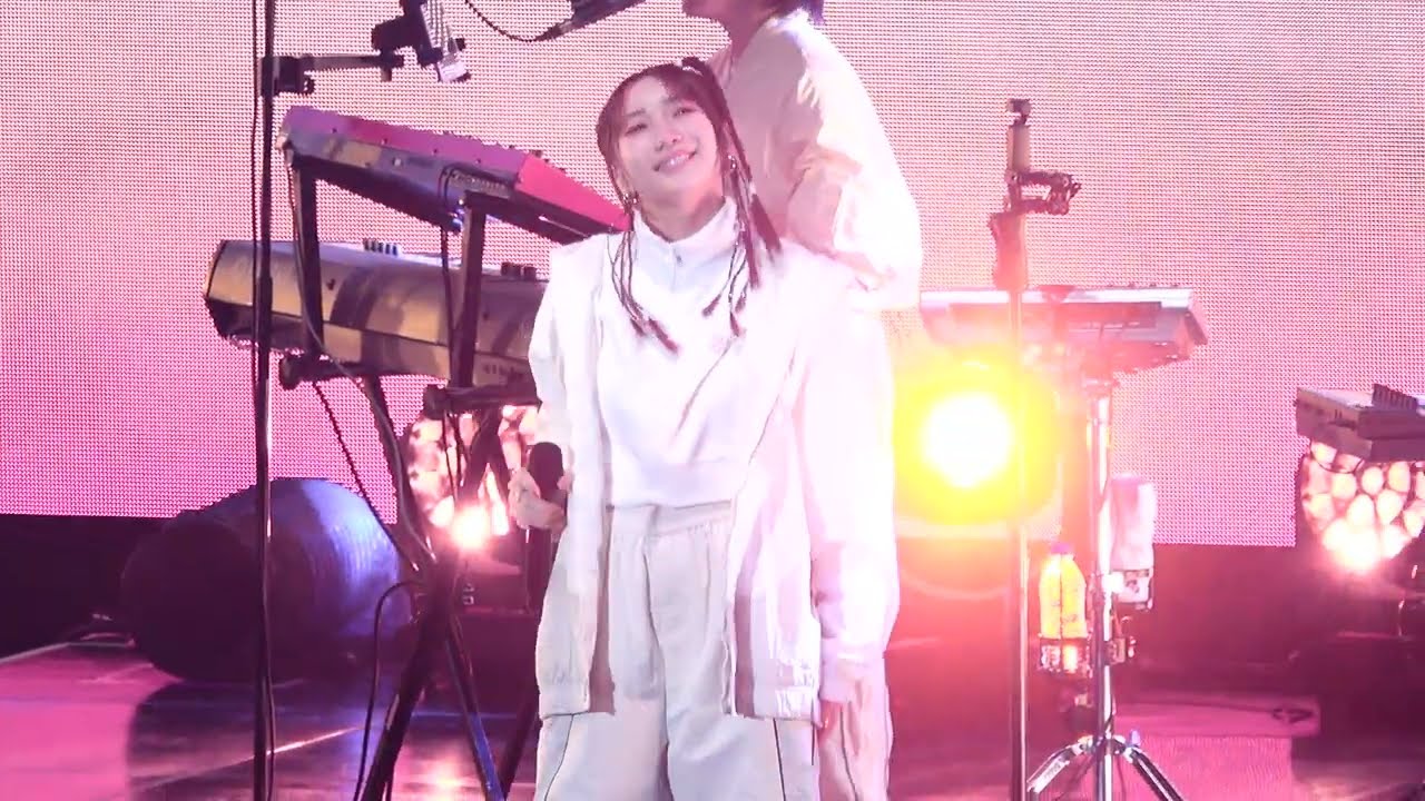 [4K] もう少しだけ(조금만 더) - YOASOBI(요아소비), 韓国 ASIA TOUR 2023-2024 @231217, 고려대 화정체육관 Live 직캠