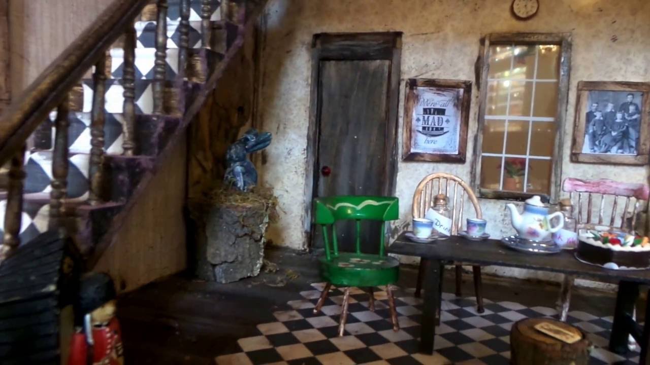 Queen Victorian Dollhouse Tour