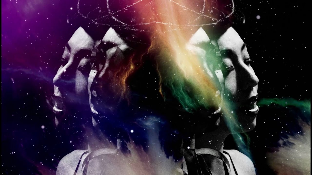 Fifi Rong - Future Never Comes (Official Video)