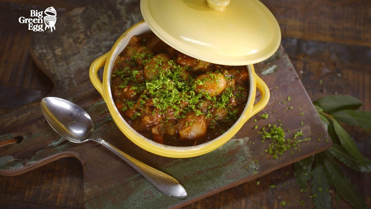 How to make red wine Beef Stew - Big Green Egg