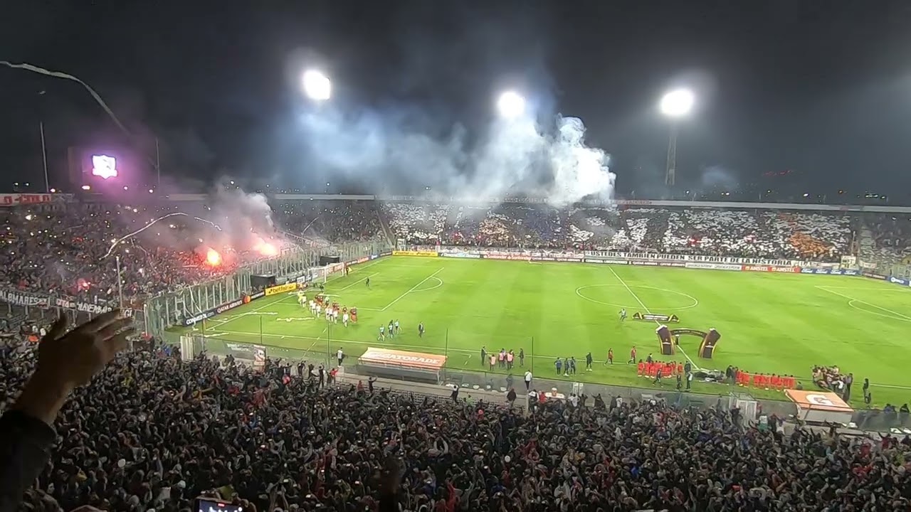 SALIDA COLO COLO VS RIVER PLATE COPA LIBERTADORES 2022