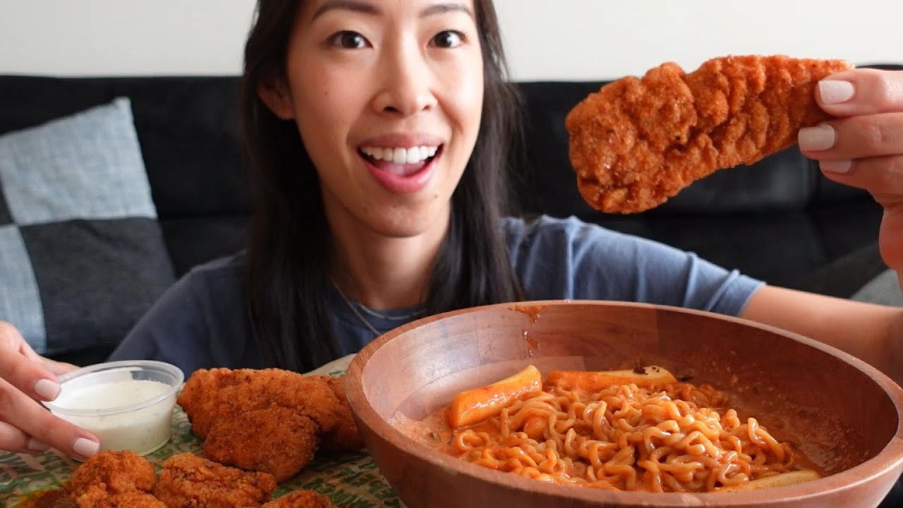 SAMYANG BULDAK NOODLES + WINGSTOP MUKBANG | ASMR | Eating Sounds