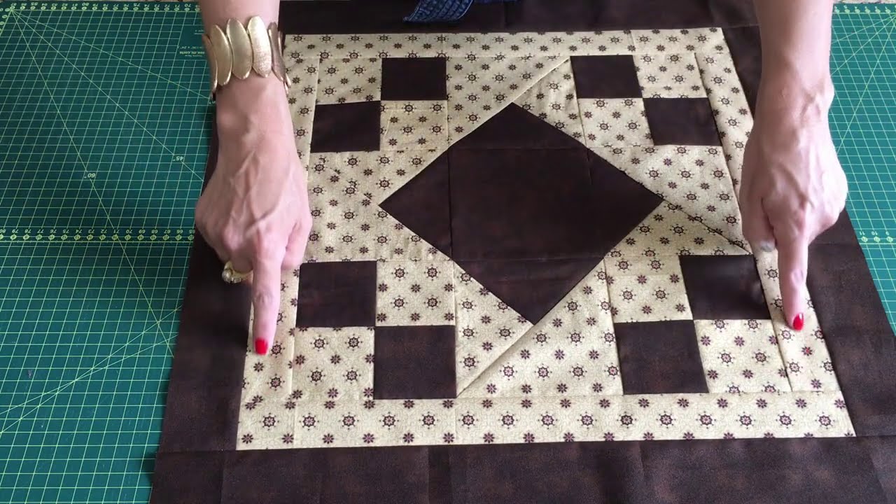 Centro de Mesa em Patchwork | 52,5 x 52,5cm | Fácil e Rápido