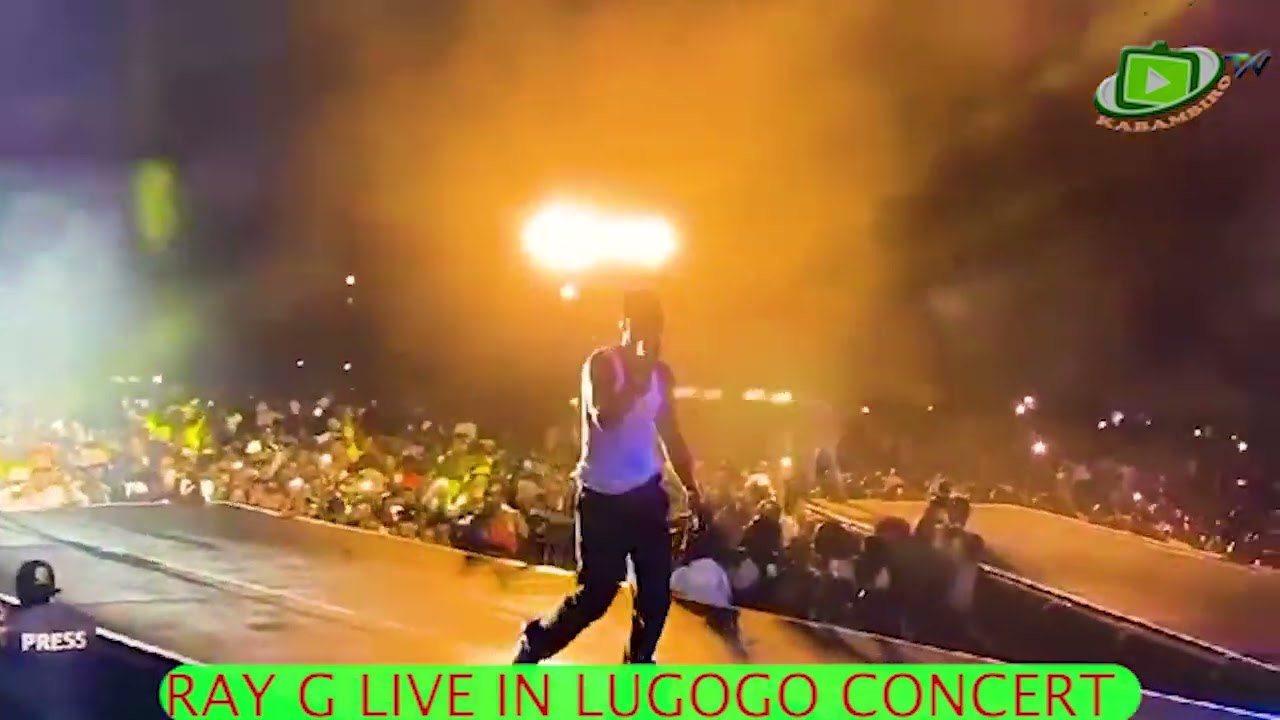 RAY G MADE A HISTORY LIVE IN CRICKET OVAL LUGOGO KAMPALA(EDDY KENZO,RAY G,MC BOB CHAPCHAP&MC SHUKRAN