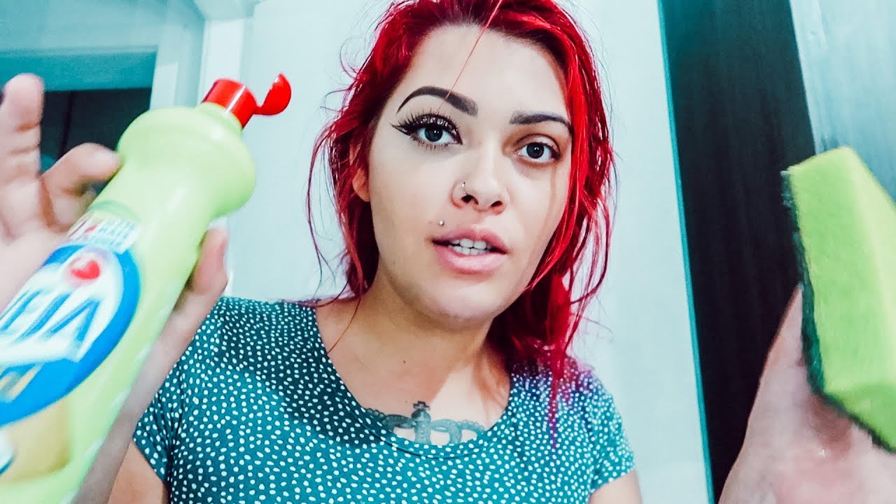 VLOG DA REALIDADE - FAXINANDO A CASA, PEQUENA OBRA