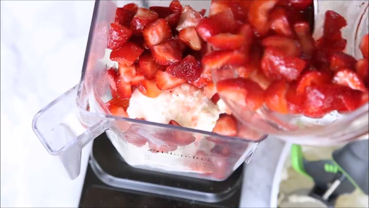 Strawberry Milkshake Pie