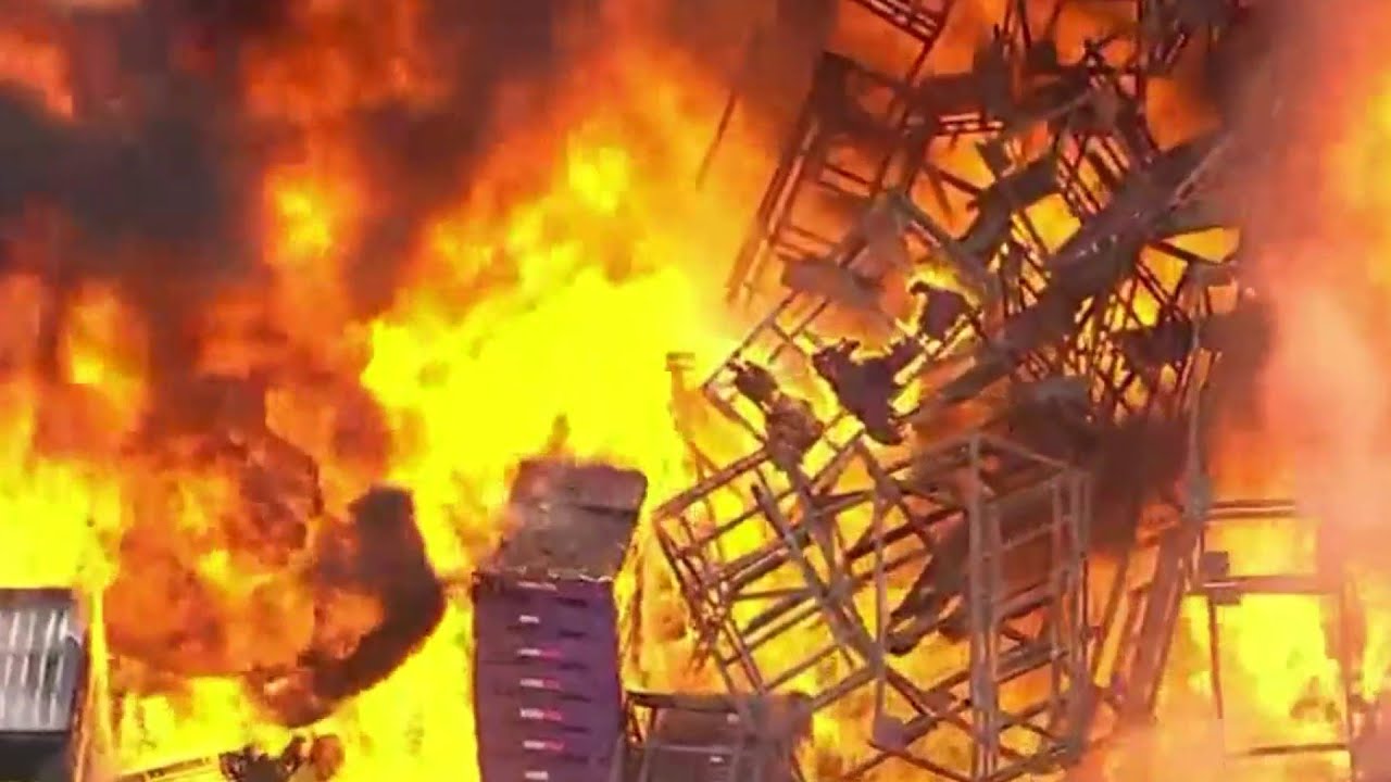 Massive fire at plastics plant at Auburn Hills
