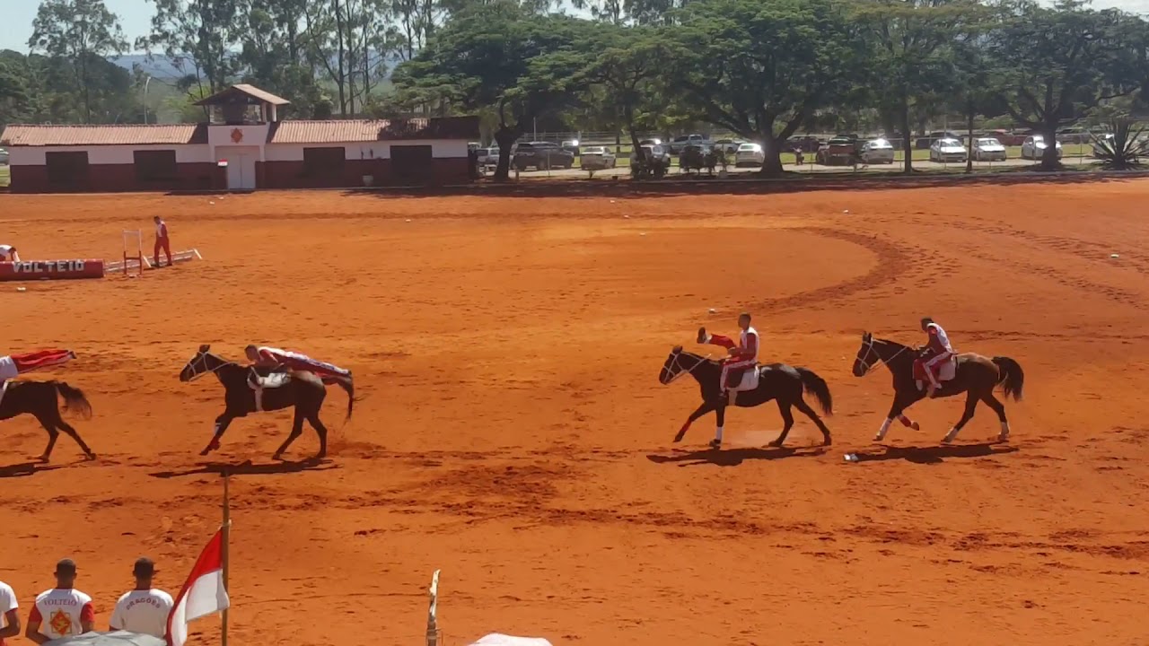 Volteio Dragões - Apresentação completa 2016
