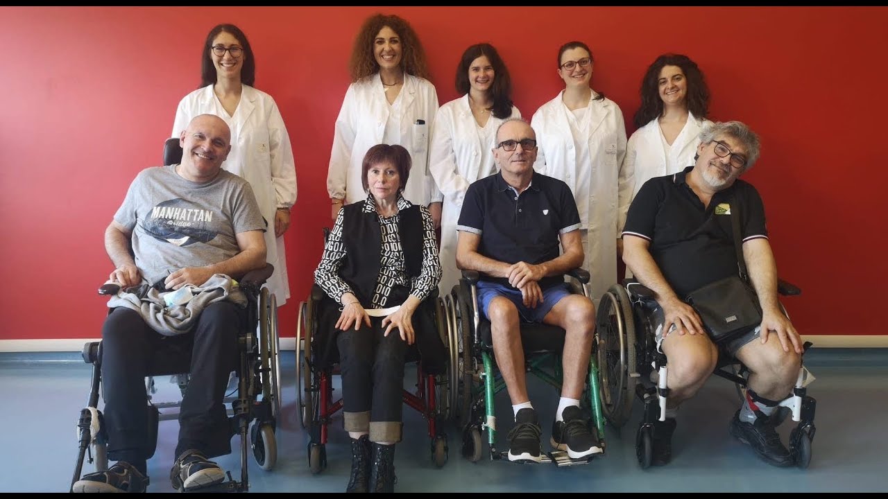 Come il supporto psicologico di gruppo aiuta ad affrontare la malattia: la parola ai pazienti
