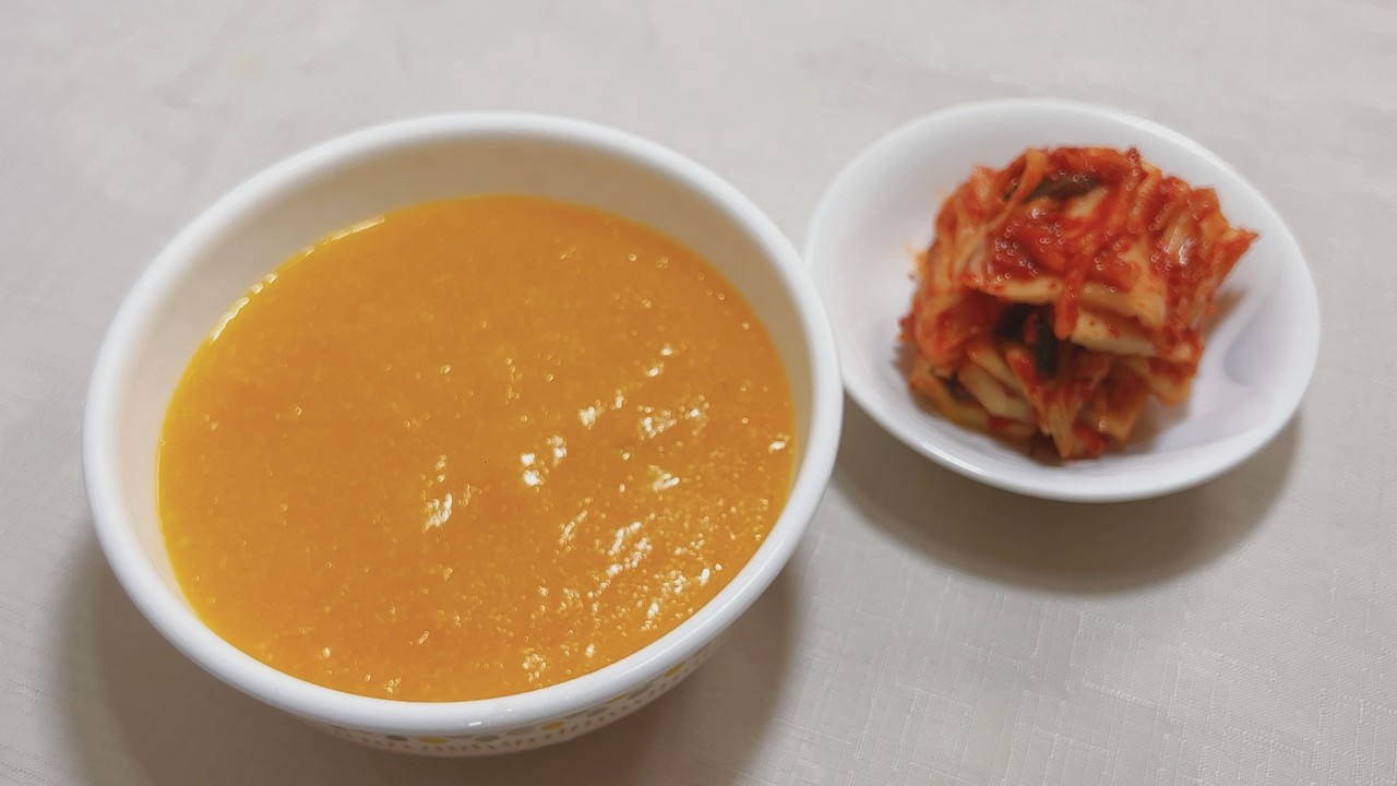껍질 까기부터 완성까지, 호박죽 맛있게 만드는 법