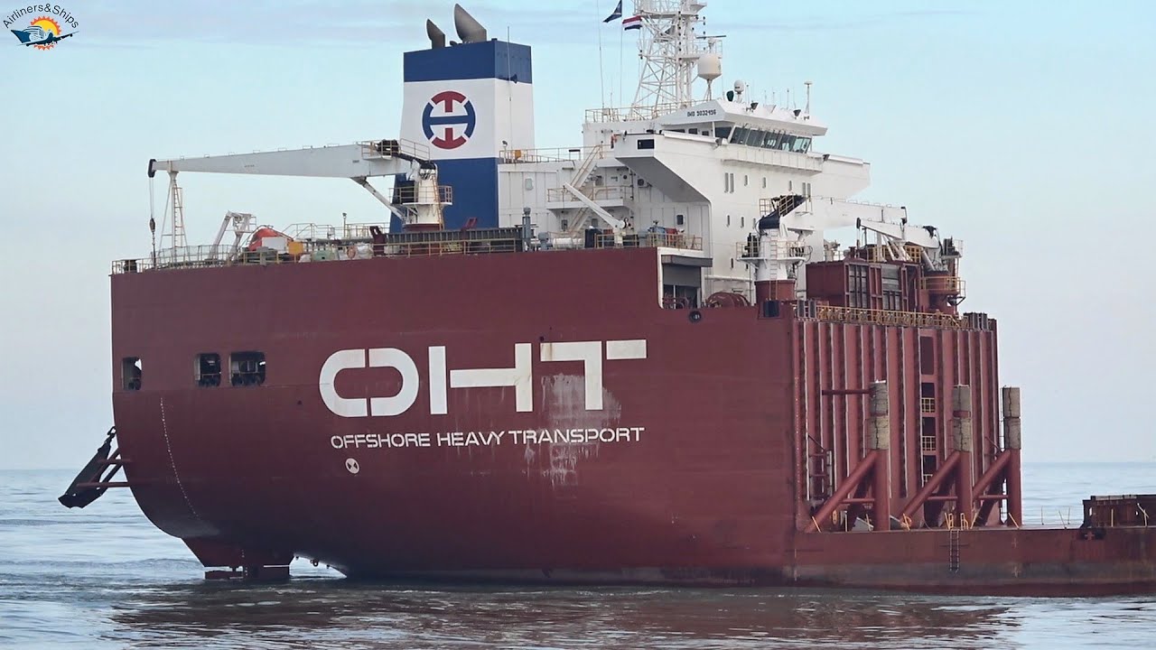 HEAVY LIFT VESSEL 