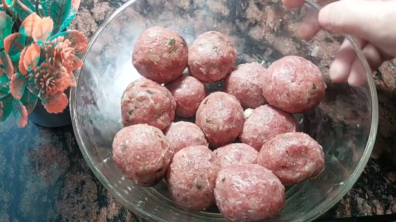 Mutton Malai Kofta Recipe | Soft & Juicy Mughlai Style Kofta Curry | Cook With Naazwar