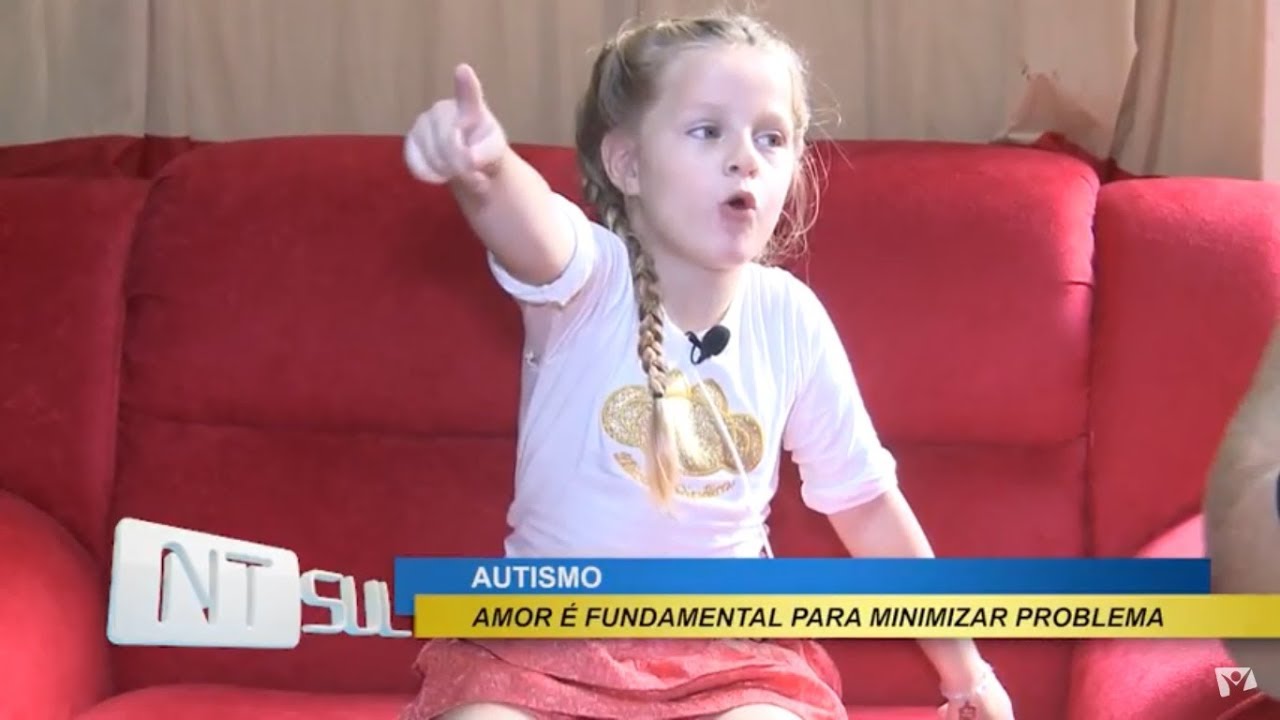 A garotinha autista que promete dominar o Youtube