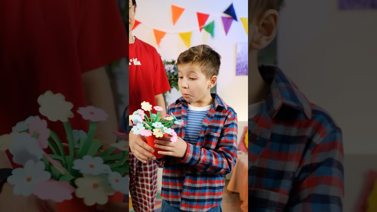 💐 Diy Paper Flower Bouquet Craft For Kids 🌸 #shorts #kidscrafts