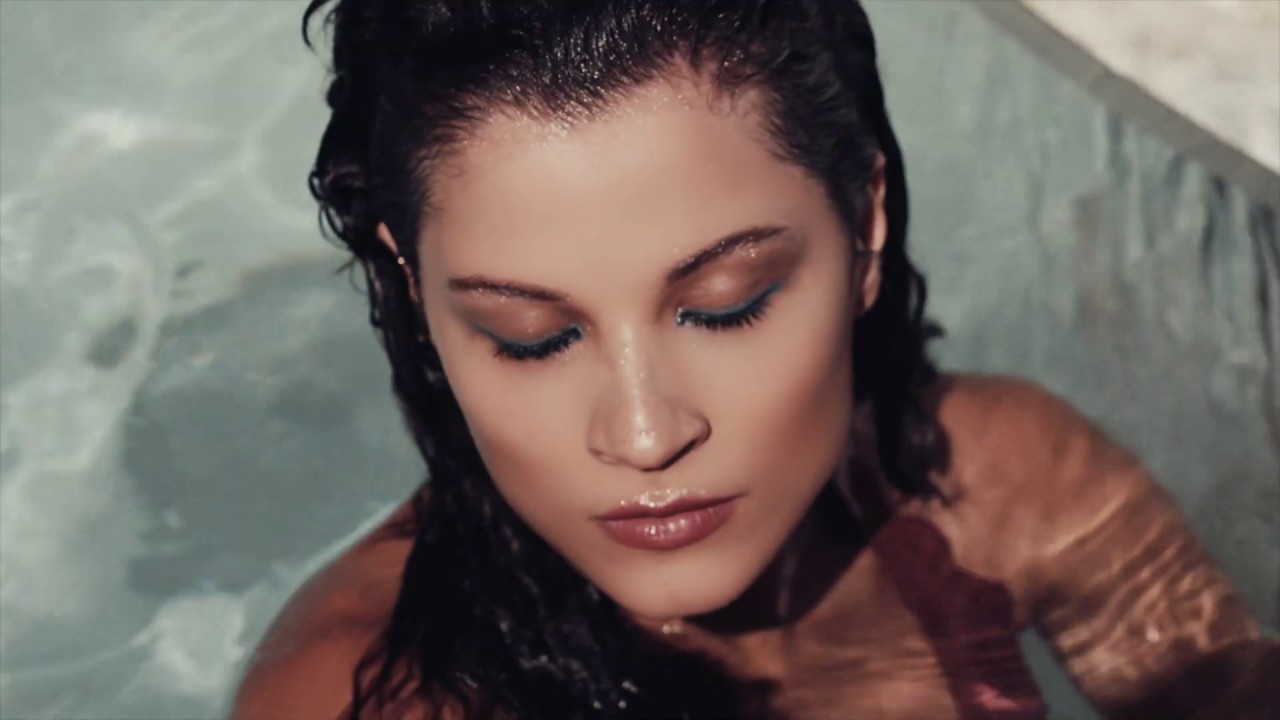 Look 2 «Ocean Bay» — La Biosthétique Make-up Collection Spring-Summer 2020