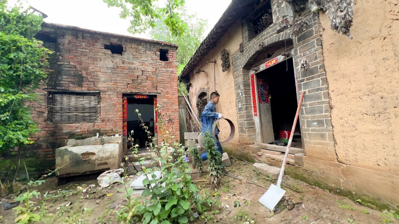 After Divorce, Man Renovates Grandfather's 50-Year-Old Abandoned House to Live a Life of Freedom