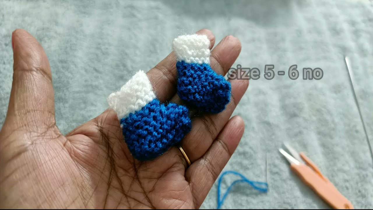कान्हा जी के सालाईयो से बनाए जुते आसान और सुदंर  (Size 5 - 6no)     राधे राधे।