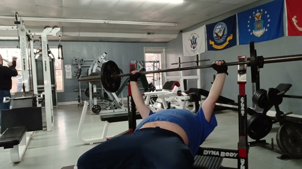 Chest bench press with 115p and 125p and 135 pounds 