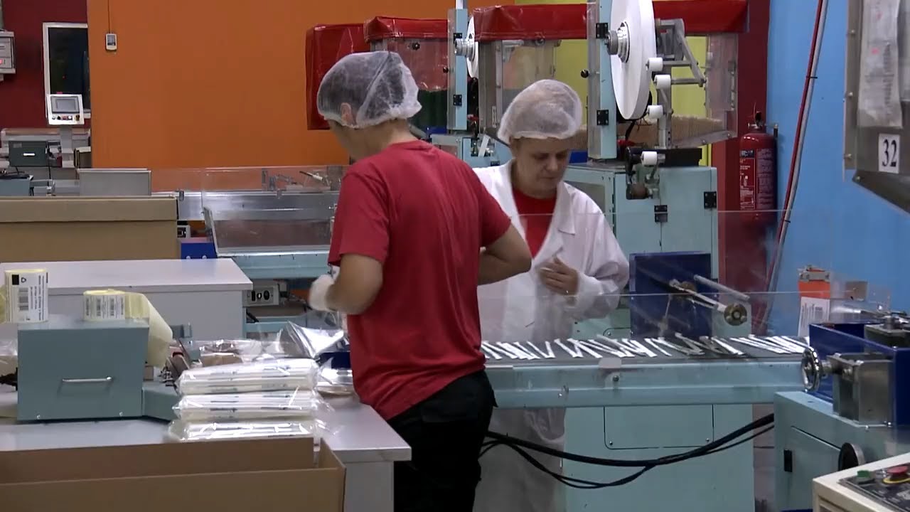 Le roi de la paille a dû rebondir avec l'interdiction du plastique