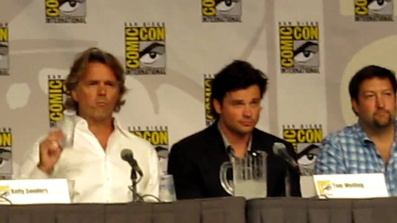 Smallville Comic Con Panel 2010 -3