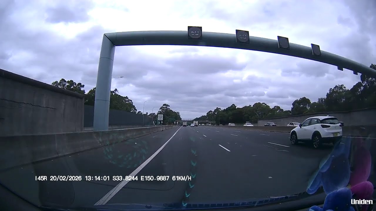 Speeders on the M4 10.