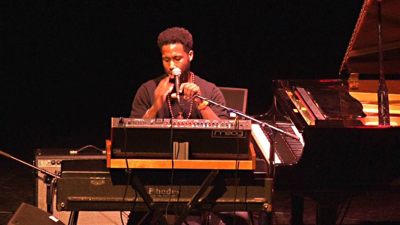 Cory Henry Trio - Superstition (Stevie Wonder) @ Un Doua De Jazz