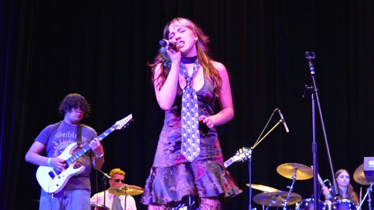 PARAMORE - That's What You Get - SCHOOL OF ROCK