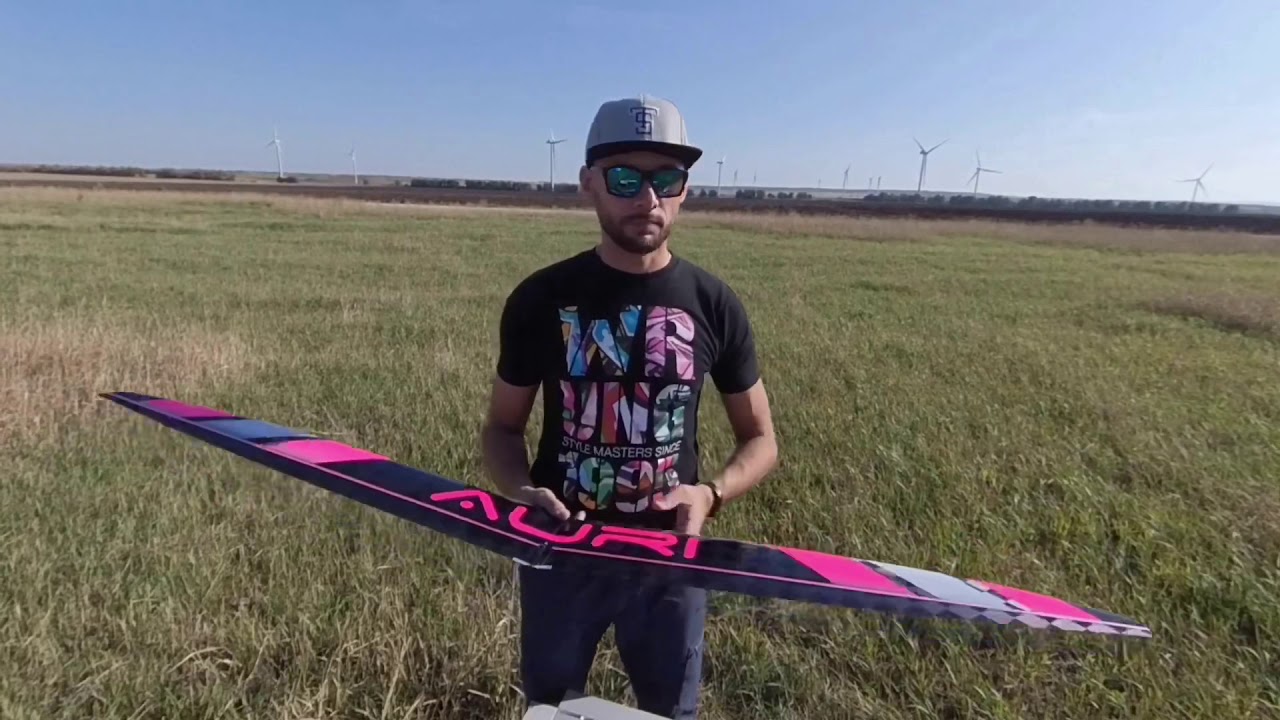 Метательный планер AURI F3K