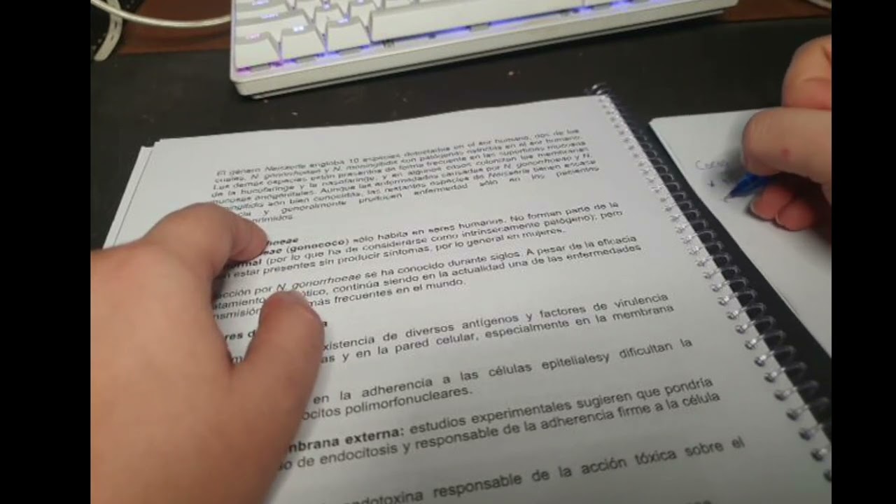 ASMR - Estudiando Bacterio