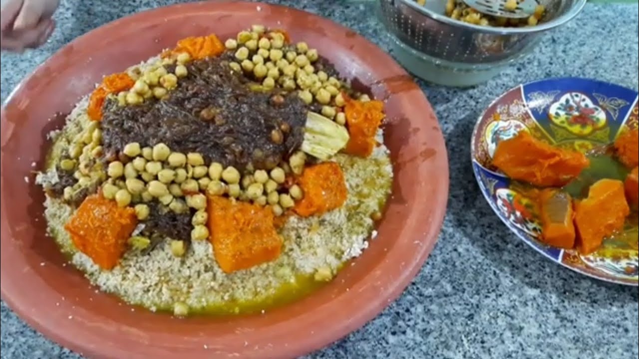 كسكس بالشعير والقمح تقليدي على طريقة الدار الكبيرة