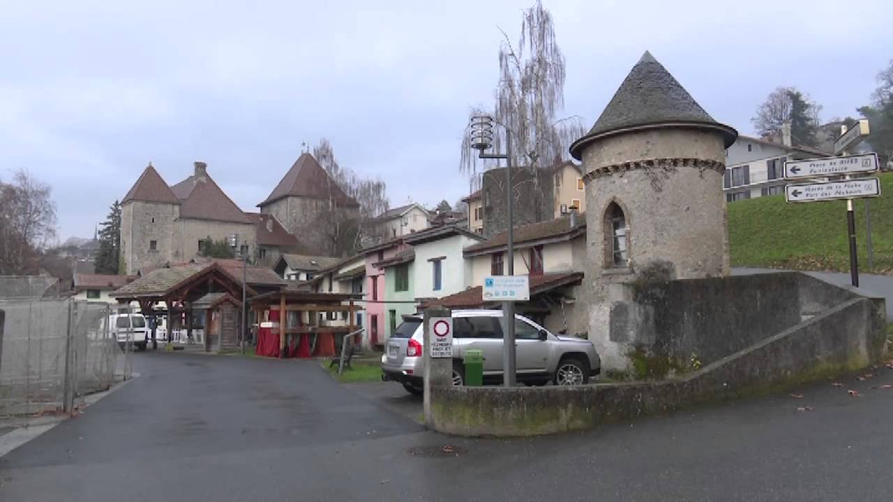 La place du village : Le Port de Rives à Thonon-les-Bains