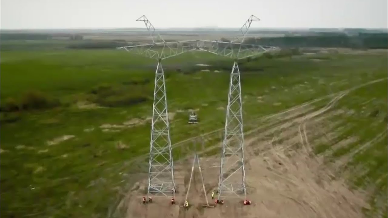 Power Line Installation 750kV