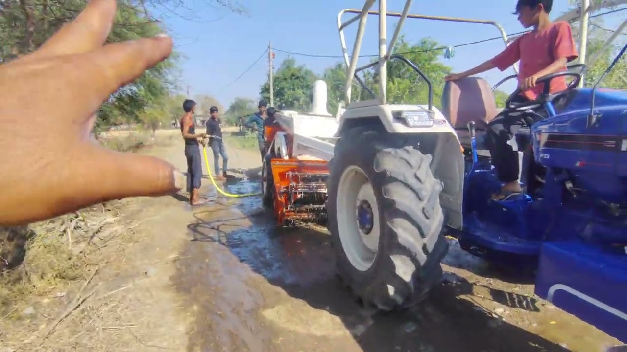फार्मट्रेक 60 से चलेगी कैसे की भूसा मशीन