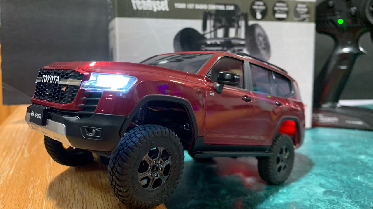 Kyosho Toyota Land Cruiser Light Kit Installed 