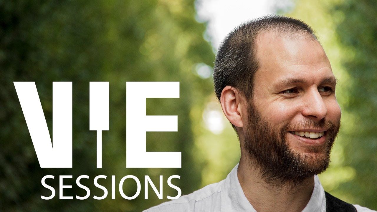 A Thousand Miles - Isaac Thompson | Vienna Sessions #12