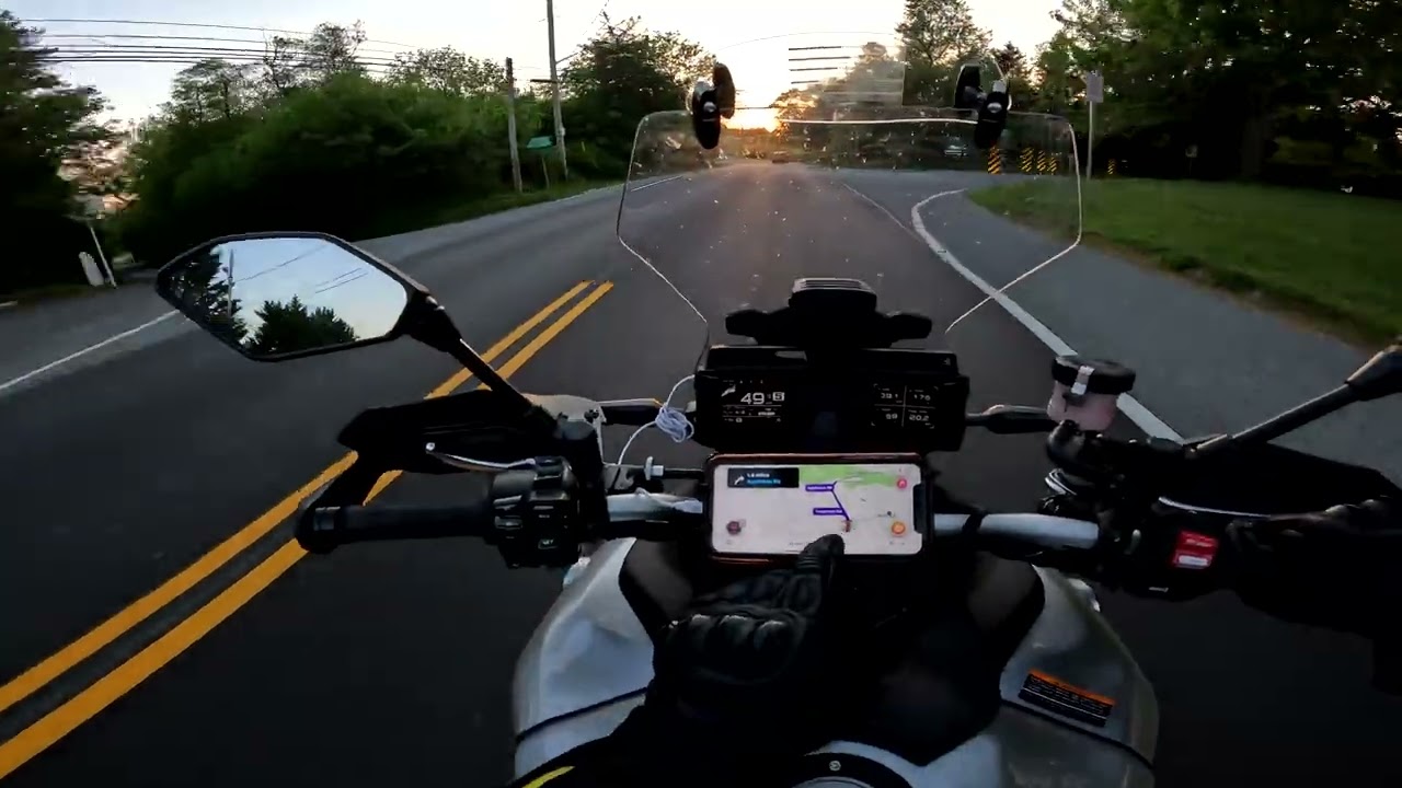 Golden Sunset | Tracer 9 GT - Akrapovic Carbon | Deep intense rumble!