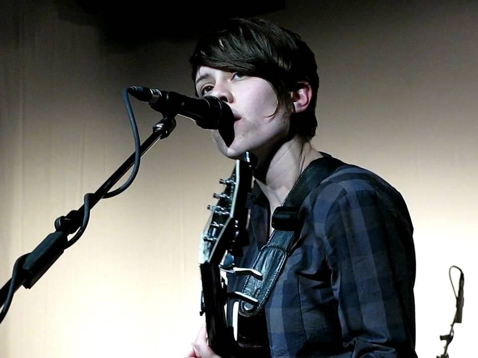 TEGAN AND SARA relief next to me SHOWBOX Seattle July 3 2009