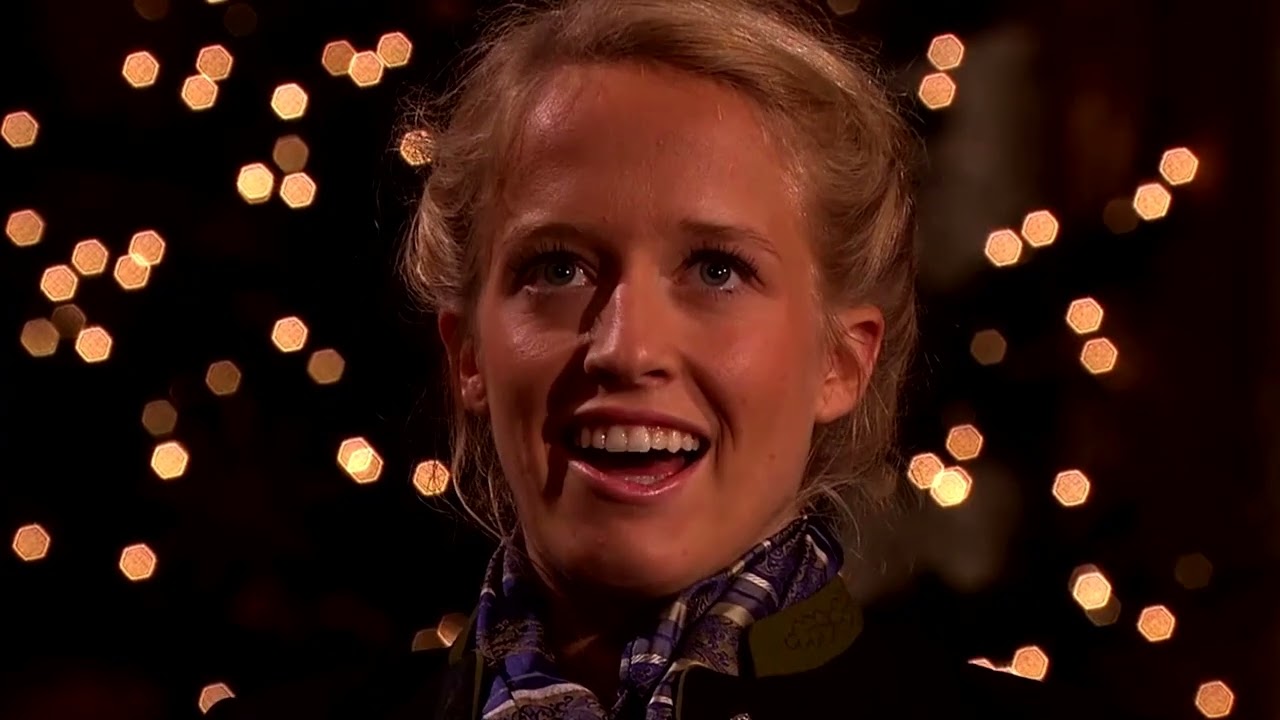 Perlseer Dirndl - Advent is a Leuchtn