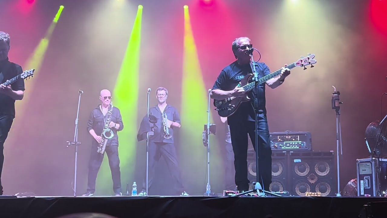 Level42 - Live in Pisa - 06/09/2025 - Hot Water